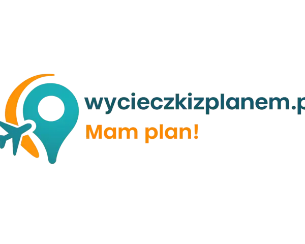 Logo z samolotem i pinezką, obok tekst "wycieczkizplanem.pl Mam plan!". To aplikacja do planowania podróży.