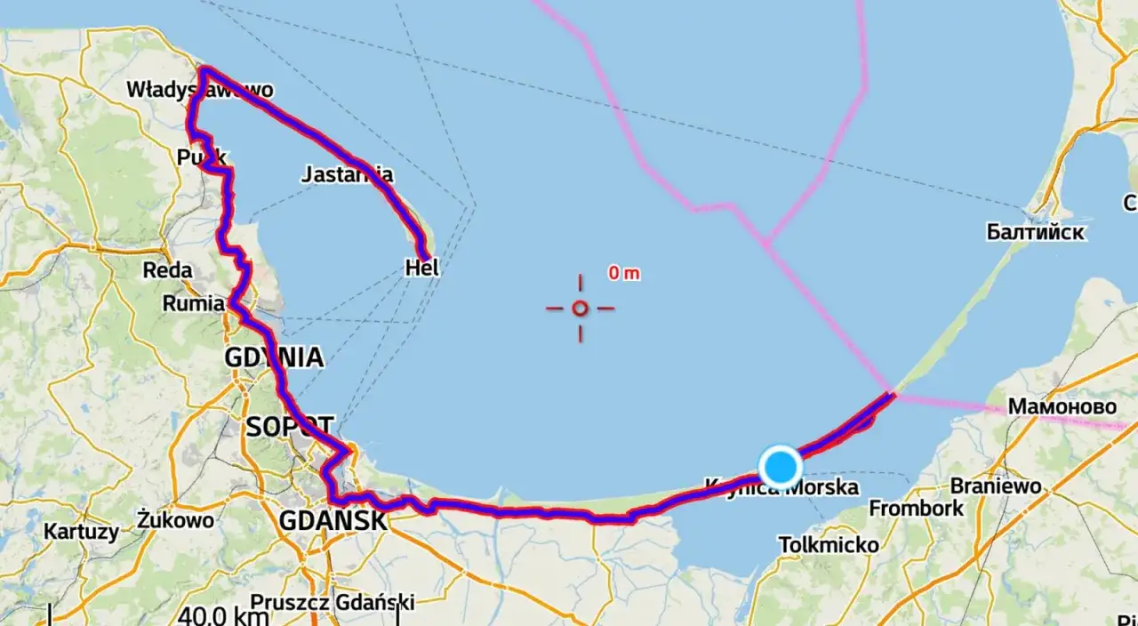 Mapa z zaznaczoną trasą rowerową Świnoujście Hel, wiodącą przez Trójmiasto i Półwysep Helski.
